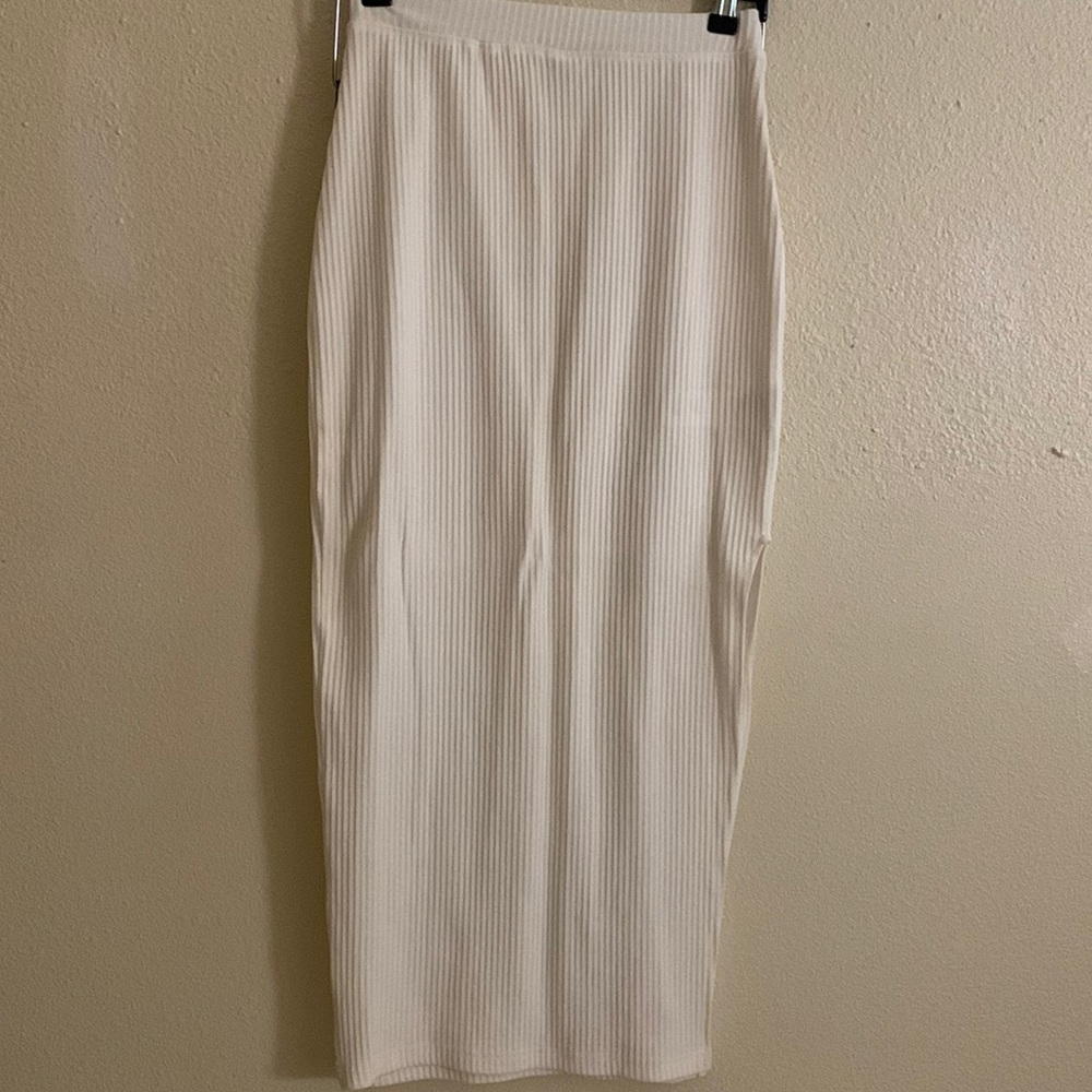 Missguided white ribbed midi skirt with side slit - US 6